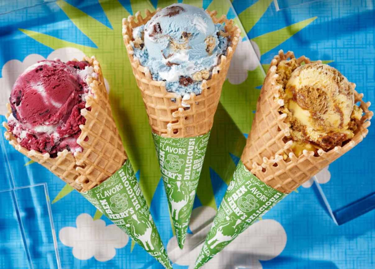 Experience community bonding over delicious treats at Dessert Hour.